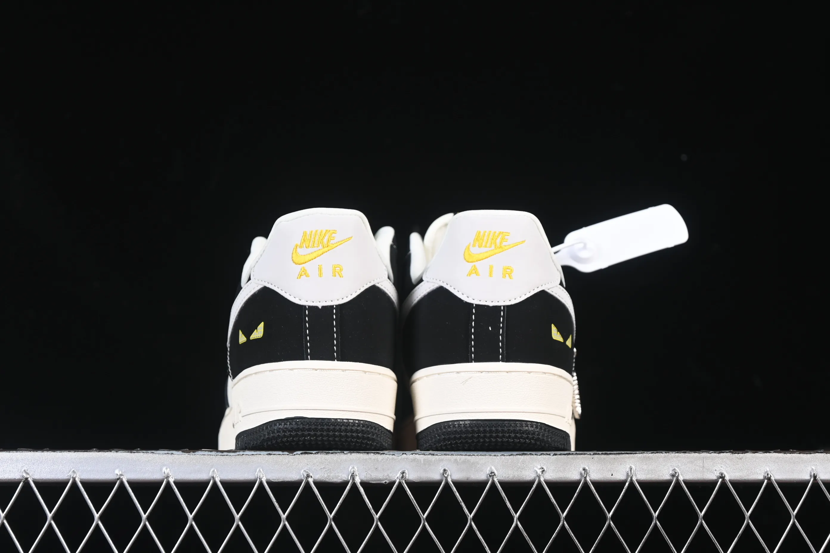 All Categories Nk Air Force 1 Air Force Series Nk Air Force 1 Low Air Force Low Nike Air Force 1'07 Low Fendi Joint Black Cat Air Force One Low Casual Shoes DX1888-099